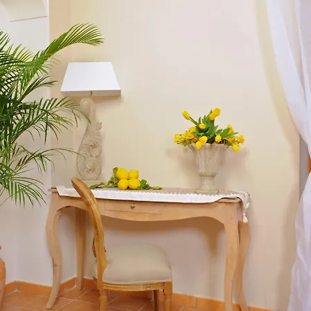 Maison Liparlati 호텔 2*